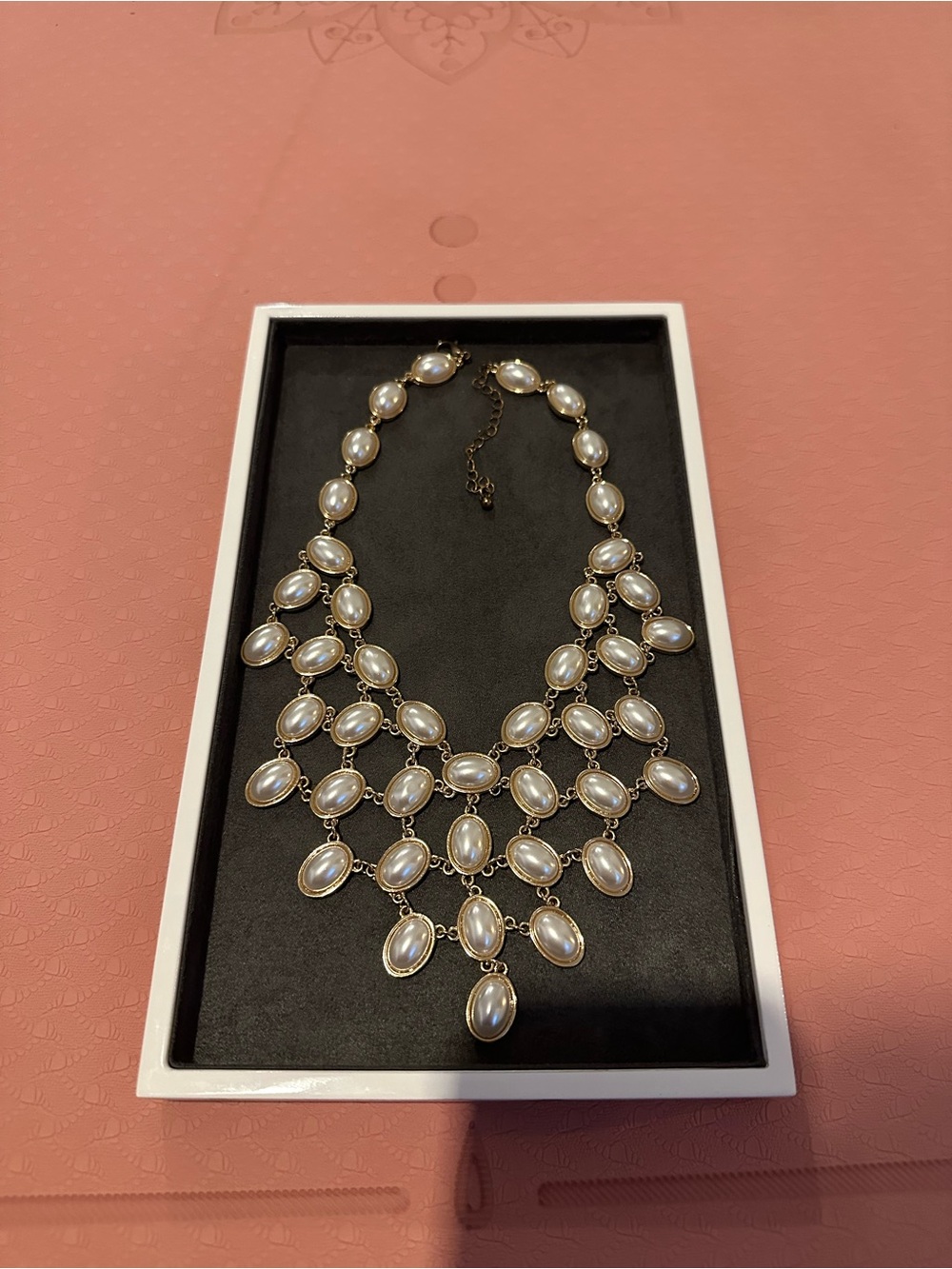 Elegant Pearl-Effect Gold Statement Necklace